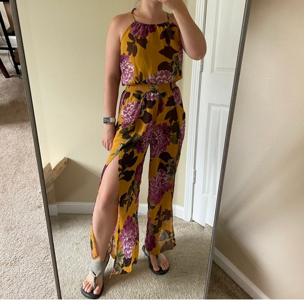 NWOT SWEET STORM  FLORAL HALTER JUMPSUIT-MUSTARD YELLOW/FLORAL JUMPSUIT
